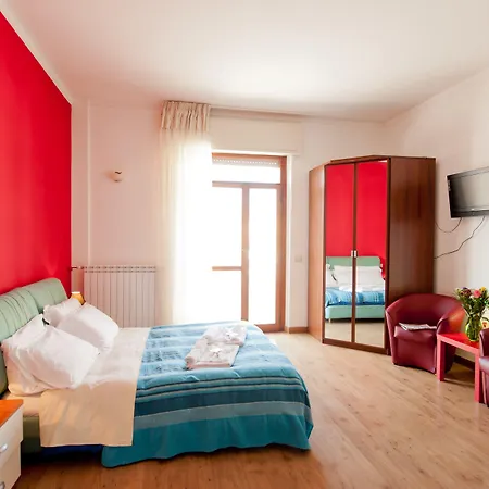 Leccesalento Лечче