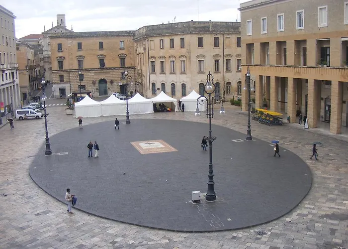 לינה וארוחת בוקר Leccesalento לצ'ה